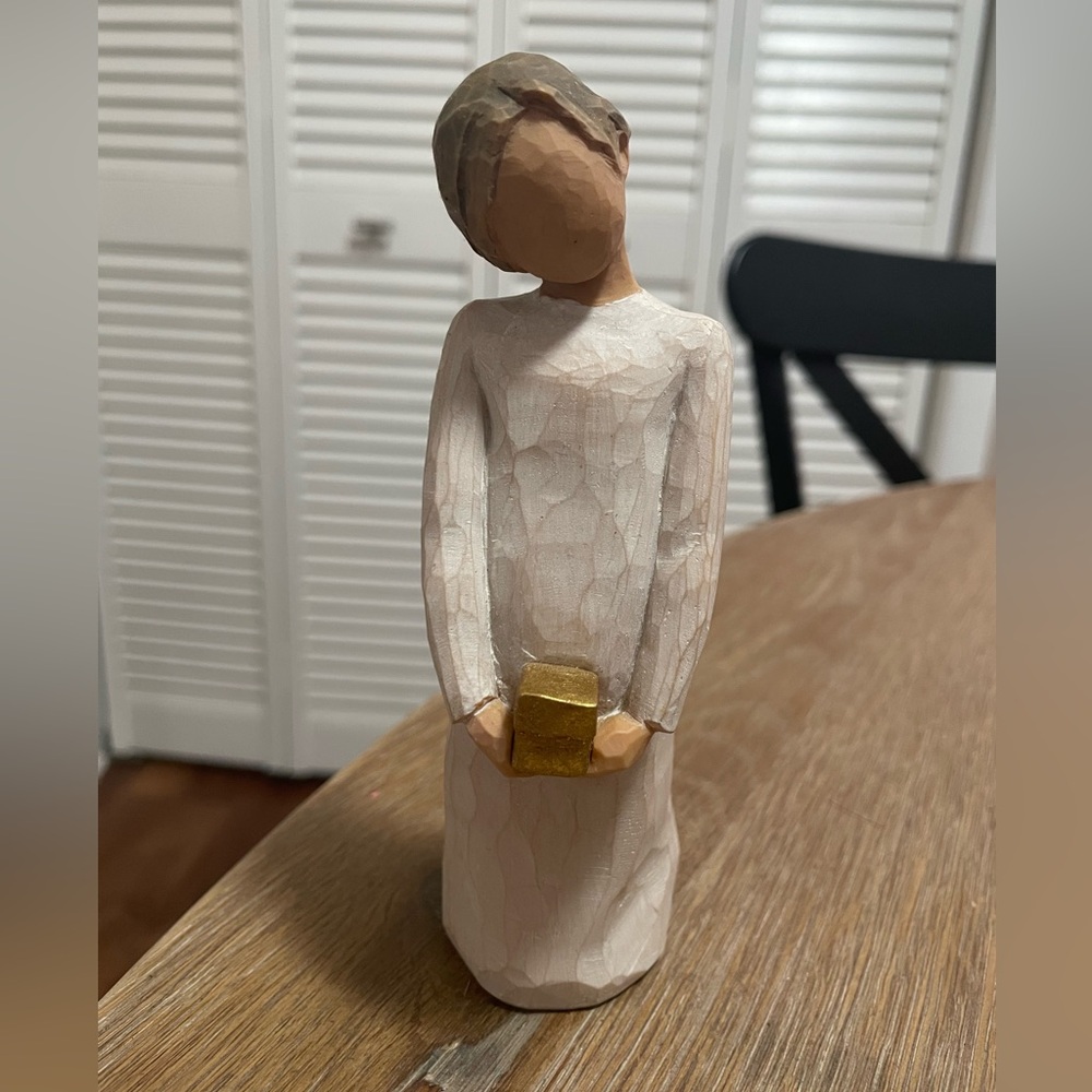 Willow Tree Spirit of Giving